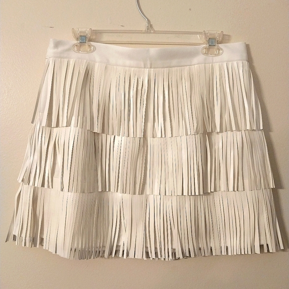 Salt‎ Fringe Mini Skirt, NWT, Size L - Picture 1 of 10